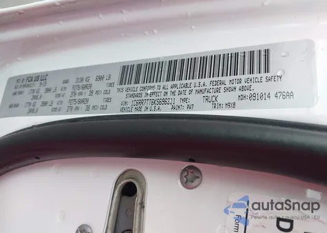 2019 Ram 1500 Classic Big Horn 4X4 6'4 Box z USA, uszkodzony, nr VIN 1C6RR7TT6KS696311